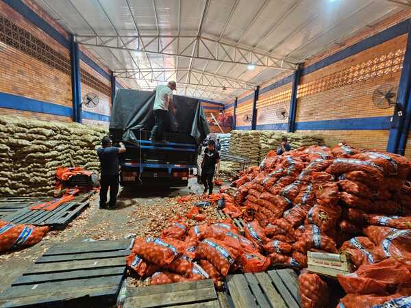Incautan productos frutihortícolas en Fernando de la Mora
