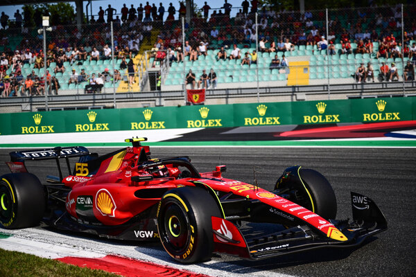 Versus / Carlos Sainz saldrá de la 'pole position' en el Gran Premio de Italia