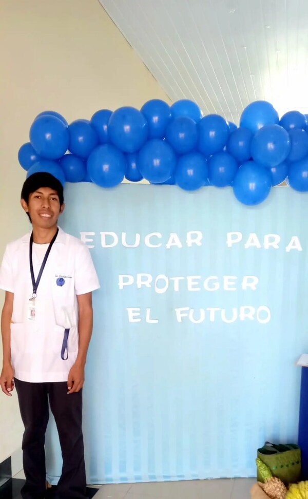 JOVEN INDÍGENA LOGRA CULMINAR SUS ESTUDIOS EN LA UNA