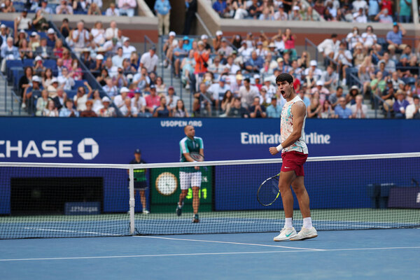 Versus / Tras un duro partido ante Evans, Carlos Alcaraz se instaló en los octavos del US Open