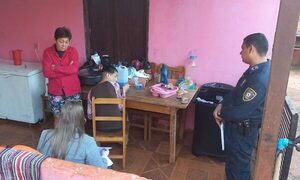 Recogió a mujer discapacitada que fue abandonada a su suerte por su tía