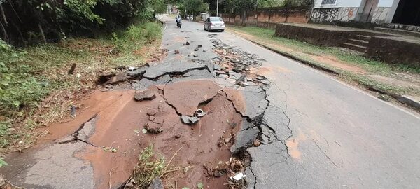 Temporal evidencia pésimas condiciones de las calles de Caacupé - Nacionales - ABC Color
