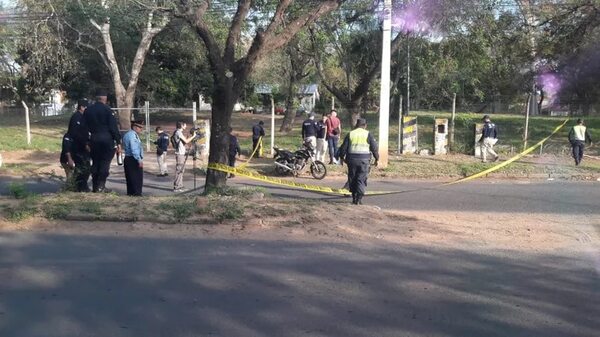 Un fallecido sobre la avenida Perón tras aparente intento de asalto - Nacionales - ABC Color