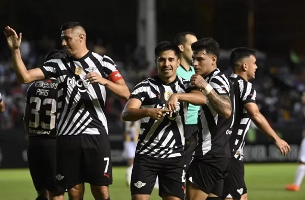 Libertad avanza con firmeza y deja a Sportivo Luqueño en zona de peligro
