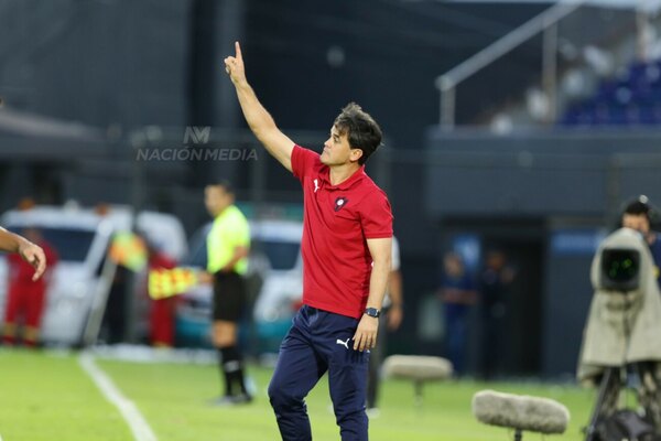 Versus / Diego Gavilán explica por qué "borró" a algunos titulares