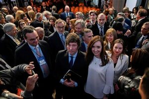 Polémica en Argentina por un “homenaje a víctimas” del terrorismo de izquierda - Mundo - ABC Color