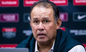 Otras dos nuevas bajas en Perú de cara al debut contra Paraguay