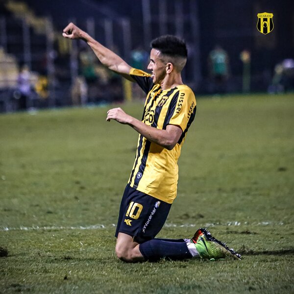Romeo Benítez se luce y Guaraní suma otro triunfo | 1000 Noticias