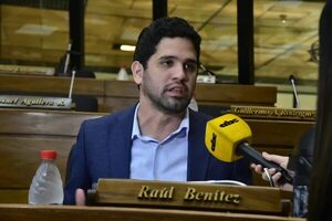 Irregularidades en IPS: diputado acusa a Honor Colorado de sostener a los mismos corruptos de siempre - Política - ABC Color