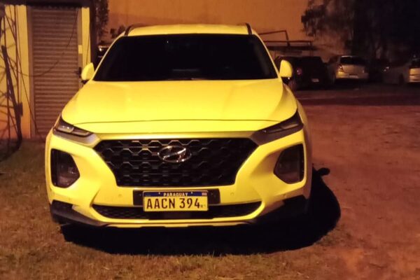 Curioso agredió a policía durante procedimiento en accidente de conductores borrachos