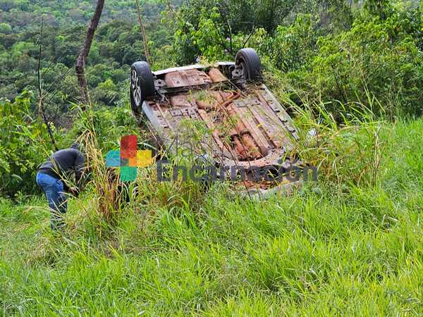 Automovilista volcó en zona del exTirol en Capitan Miranda