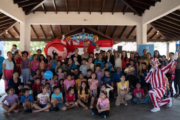 HUAWEI y Aldeas Infantiles SOS brindan un día de innovación y alegría a niños. | Lambaré Informativo