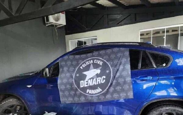 Hallan droga en lujosa camioneta con chapa paraguaya en Foz de Iguazú – Prensa 5