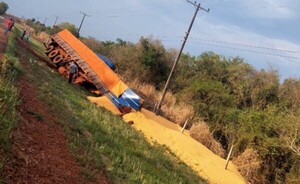 Explosión de neumático causó accidente sobre ruta PY07