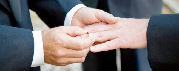 ¡Mañamina! En la "capital espiritual" supuestamente se realizó una boda gay