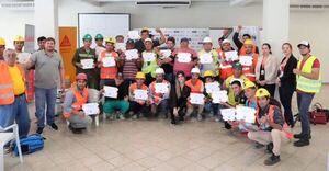 Albañiles ganadores de competencia serán certificados por el Sinafocal