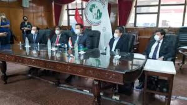 Diario HOY | Lo que el abdismo se llevó: IPS reporta "desaparición" de 5.038 computadoras (US$ 6 millones)