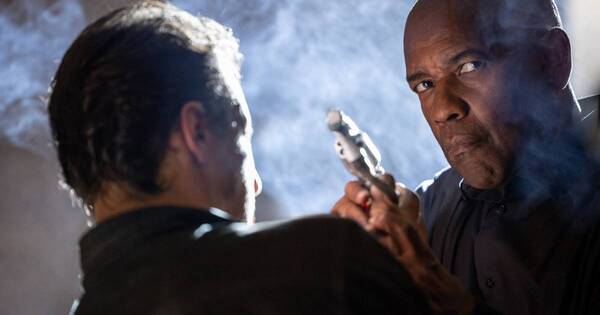 La Nación / Denzel Washington sorprende en taquilla