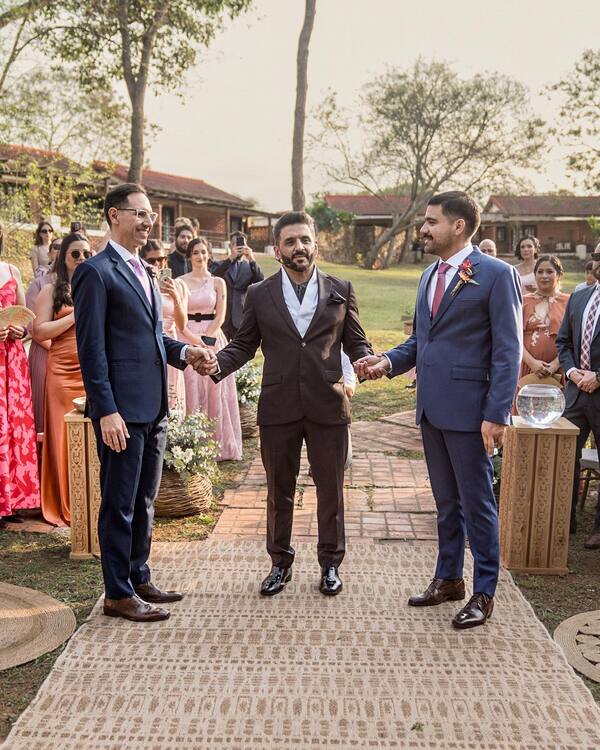 Indignante celebración de casamiento gay en Caacupé