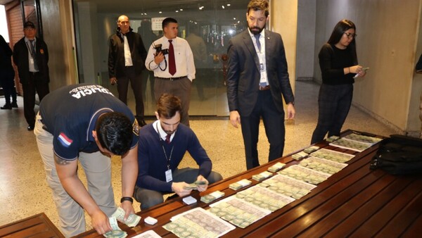 Fiscalía detiene a cuatro personas por supuesto pedido de coima a nombre del nuevo ministerio