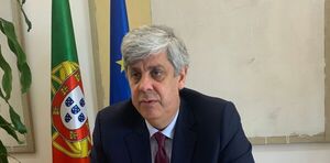 Mario Centeno alerta que BCE puede "hacer demasiado" y aboga por que baje las tasas de inter茅s - Revista PLUS