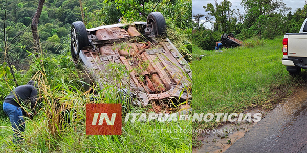 MUJER PERDIÓ EL CONTROL DE SU VEHÍCULO Y VOLCÓ SOBRE LA RUTA PY06 - Itapúa Noticias
