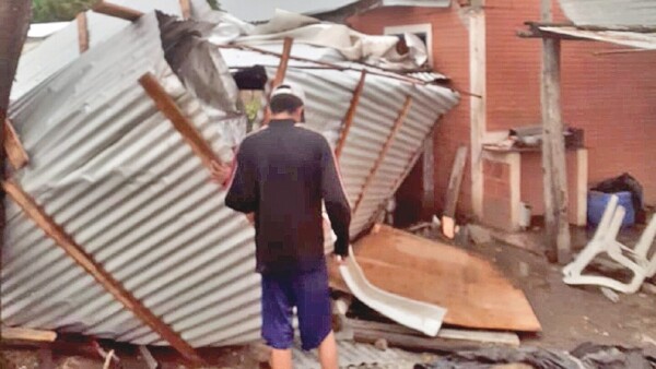 Días de ventarrones y granizadas dejaron destrozos a su paso
