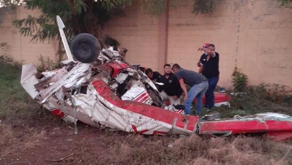 México: Tragedia aérea en revelación de sexo de un bebé