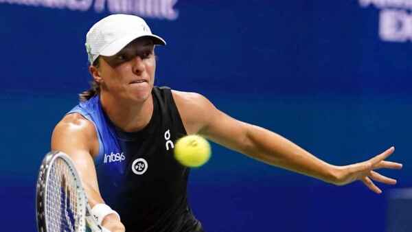 Swiatek cae contra Ostapenko y Sabalenka es la nueva número 1