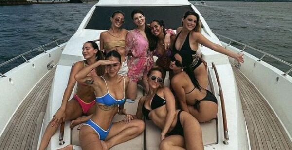 Diario HOY | Nadia Ferreira, de fiesta en yate con figuras del jet set internacional