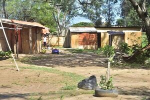 Nenecho ya mudó tres veces a damnificados de incendio en la Chacarita - Nacionales - ABC Color