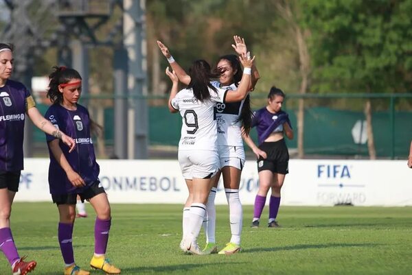 Olimpia se mantiene en la cima de Fútbol Femenino - Olimpia - ABC Color