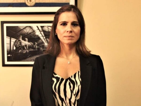 Denuncian a la fiscal Natalia Cacavelos ante el JEM por mal desempeño