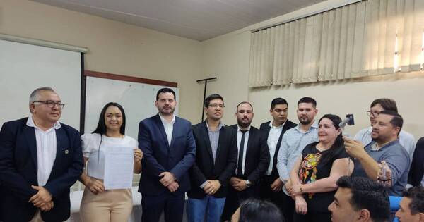 La Nación / Un nuevo hospital de CDE planea la directora de la región sanitaria, tras asumir hoy