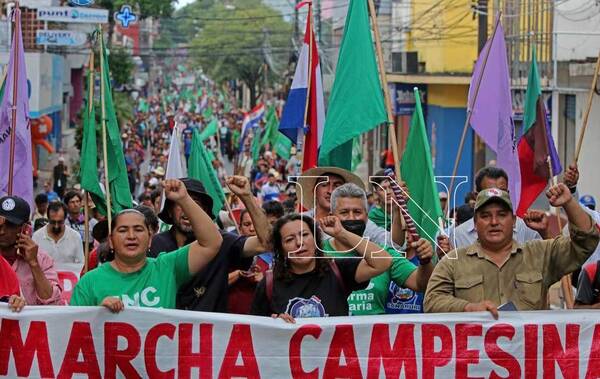 Debían llegar a Asunción 2.500 campesinos, pero acuerdo con el Gobierno logró desactivar la movilización - ADN Digital