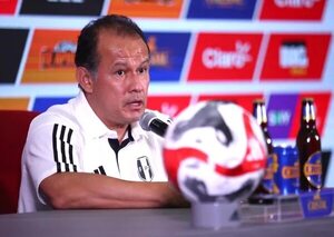Juan Reynoso tiene perfilado el probable once vs. Paraguay - Selección Paraguaya - ABC Color