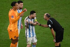 Van Gaal insinúa que la Argentina de Messi recibió ayuda para ganar el Mundial de Qatar - Fútbol - ABC Color