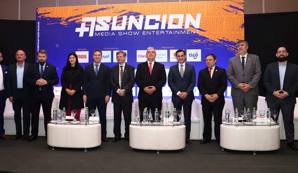 Referentes de la telecomunicación se reúnen en Paraguay para abordar desafíos del sector