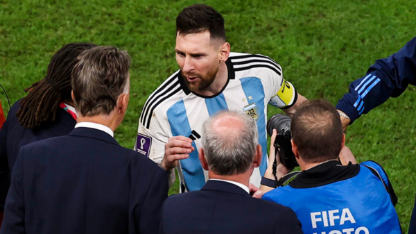 Versus / Las duras acusaciones de Van Gaal a Messi, la Selección Argentina y a la FIFA por el Mundial 2022