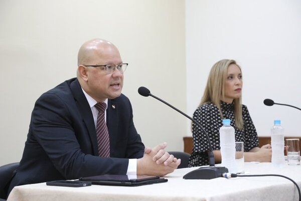 Ministerio de Economía establece cronograma fijo de transferencias para evitar la corrupción - El Independiente