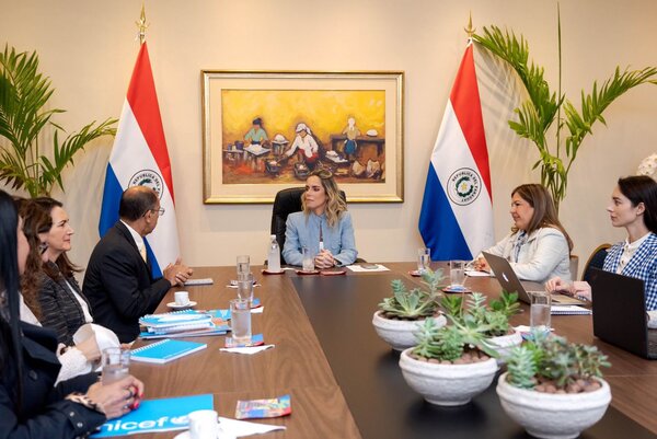 Alianza entre la primera dama y Unicef para el desarrollo integral de niños y adolescentes - .::Agencia IP::.