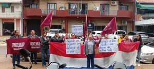 Mujeres se manifiestan ante aumento de violencia hacia ellas - Nacionales - ABC Color