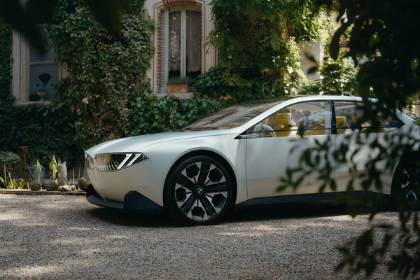 BMW se reinventa con el BMW Vision Neue Klasse - Revista PLUS