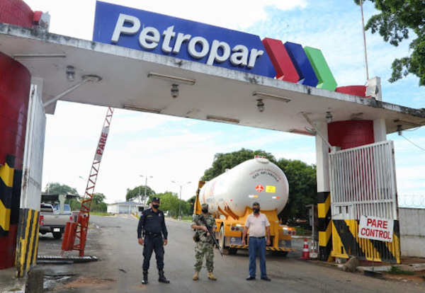 En Petropar no se estarían cubriendo turnos necesarios luego de despidos | 1000 Noticias