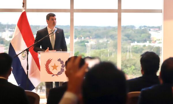 Peña aspira a que Paraguay de un salto hacia la industrialización - El Trueno