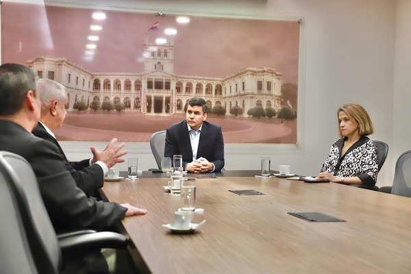 Revisión del Anexo C: Santiago Peña designa a ministros como consejeros - trece