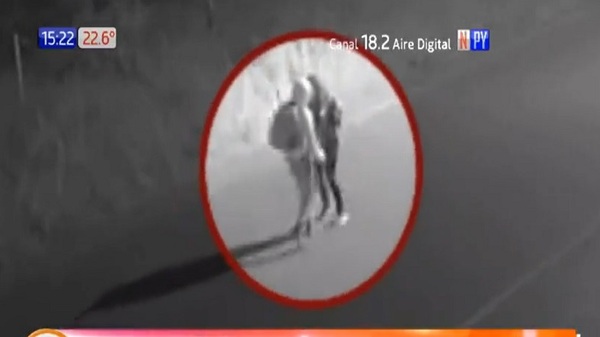 Violento asalto de motochorros contra una joven en Luque - Noticias Paraguay