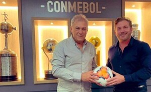 "Sudamérica merece organizar el Mundial 2030", afirma Nery Pumpido