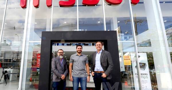 La Nación / Nissei selló acuerdo con Nación Media rumbo al Mundial 2026