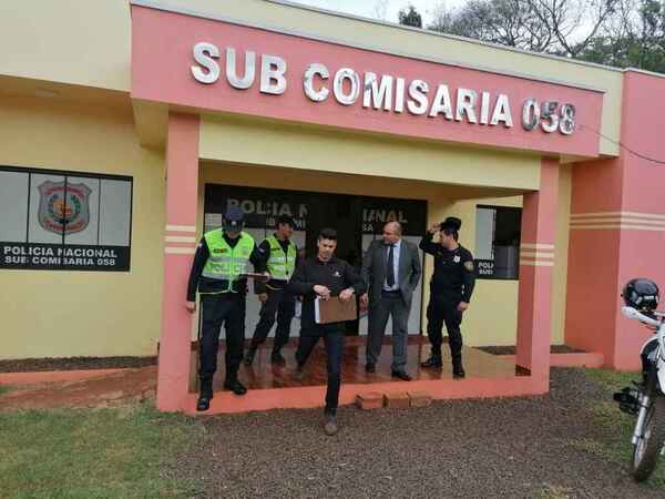 Santa Rita: allanaron comisarías e incautaron evidencias contra policías imputados